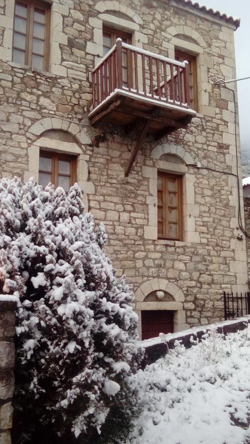 Theoni'S House Hotel Dhímitra Екстериор снимка